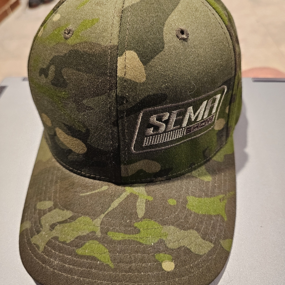 SEMA Show Camo ball cap Sz L-XL